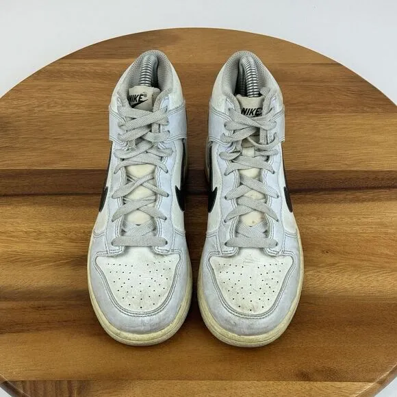 Big Kids Nike Dunk High Football Gray Athletic Sneakers‎ Shoes Size 2 Y GUC