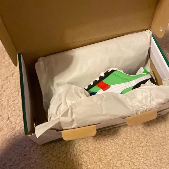 Brand New puma gym shoes