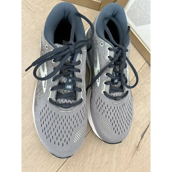 Brooks Addiction GTS 15 Women Road Running Shoes Sneakers Sz 8 B M Gray