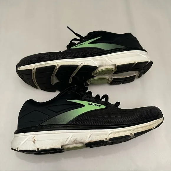 Brooks Dyad 11 Road Running Shoes Women's 7.5 in Black and Green