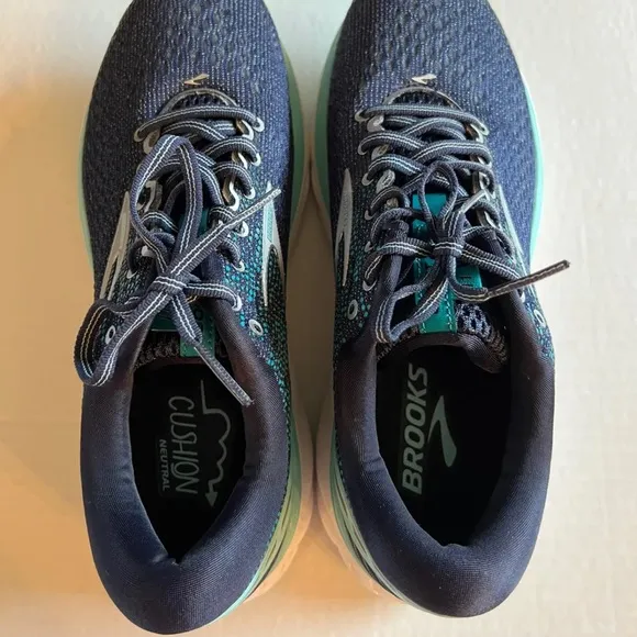 Brooks Ghost 11 Sneakers Running Shoes Navy Blue Womens Size 10 B NEW Retired