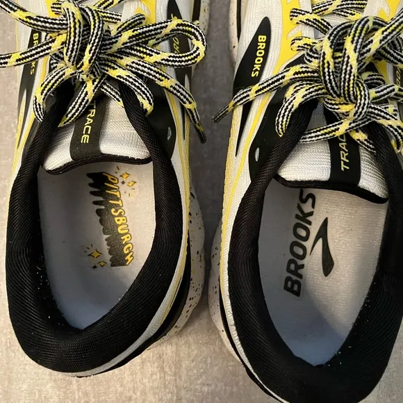 Brooks “Trace 2” 2023 Pittsburgh Marathon edition running shoes