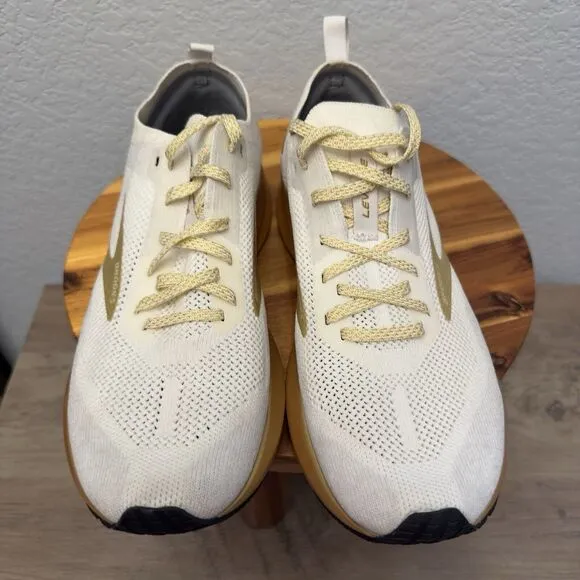 Brooks Women's Size 9 Levitate 4 White Gold Lace-Up Running Shoes Sneakers