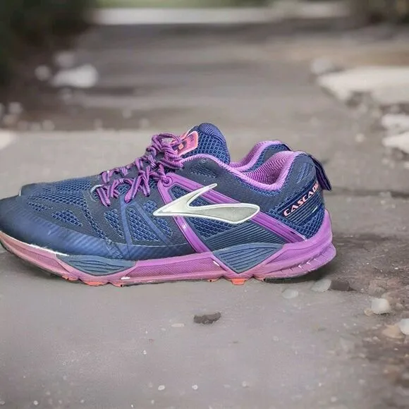 Brooks Cascadia 10 Athletic Trail Running Shoes Women's Size 8 5