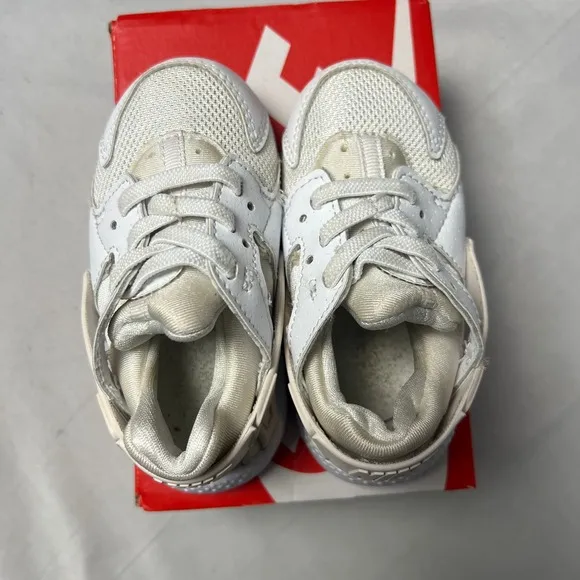Bundle of 2 Nike Huarache Run (TD) Sneakers Toddler Shoes Black White Size 6C