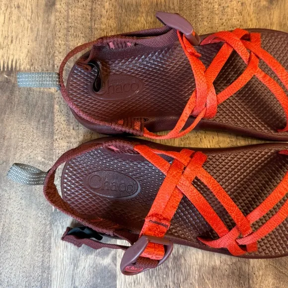 Chaco Kids ZX/Cloud 2 Classic Performance Hiking Beach Water Sandal Red Size 6