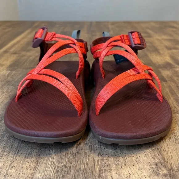 Chaco Kids ZX/Cloud 2 Classic Performance Hiking Beach Water Sandal Red Size 6
