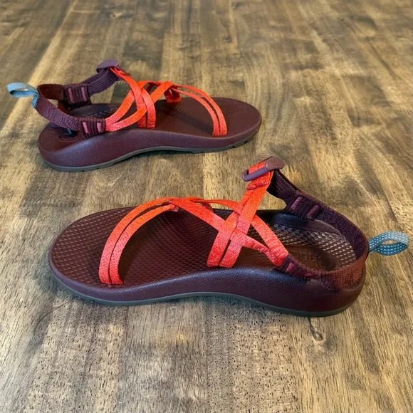 Chaco Kids ZX/Cloud 2 Classic Performance Hiking Beach Water Sandal Red Size 6