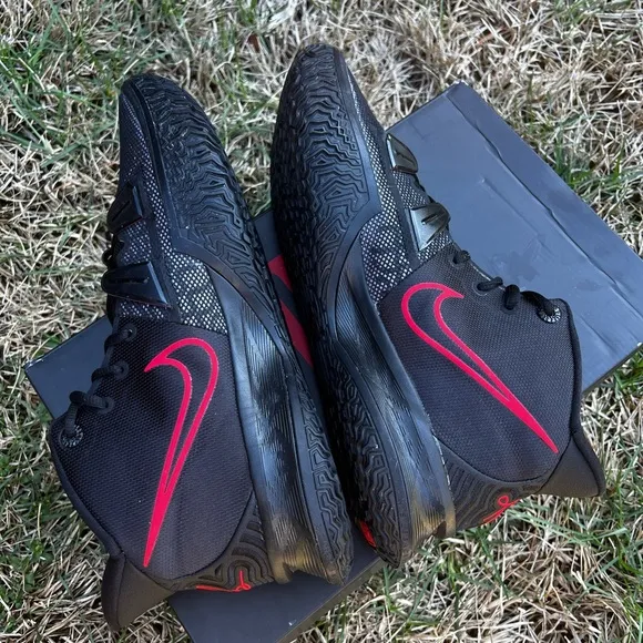 CLEAN Nike Kyrie 7 VII Bred size 13 Mens Shoes