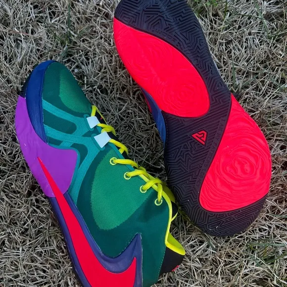 CLEAN Nike Zoom Freak 1 “What The” size 13 Mens shoes