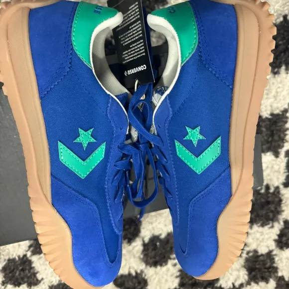 CONVERSE run star trainer in cool blue/green combo( hard to find)💙💚zoom in!!!