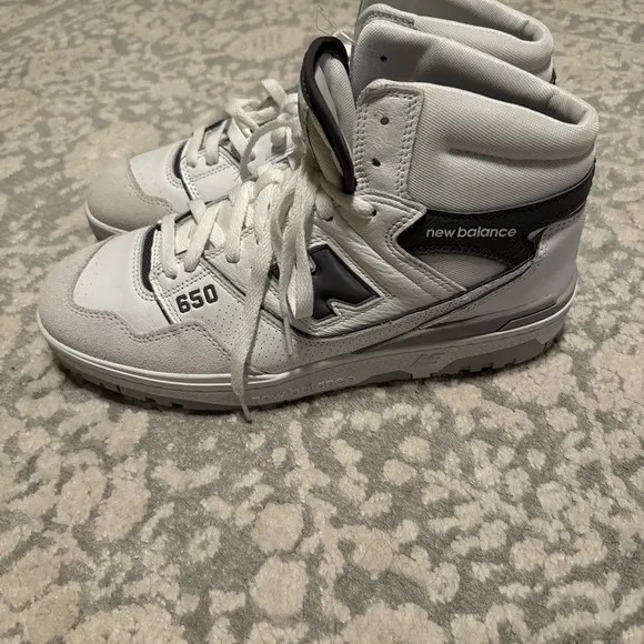 COPY - NWOB NEW BALANCE 650 'GREY WHITE BB650RWE Men’s Sz 10.5 -