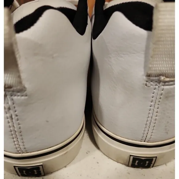 DC Court Graffik SE Black Men Size 12 Shoes Low Top Rare Skater Board Shoe
