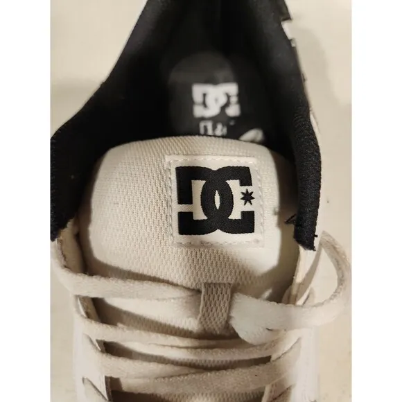 DC Court Graffik SE Black Men Size 12 Shoes Low Top Rare Skater Board Shoe