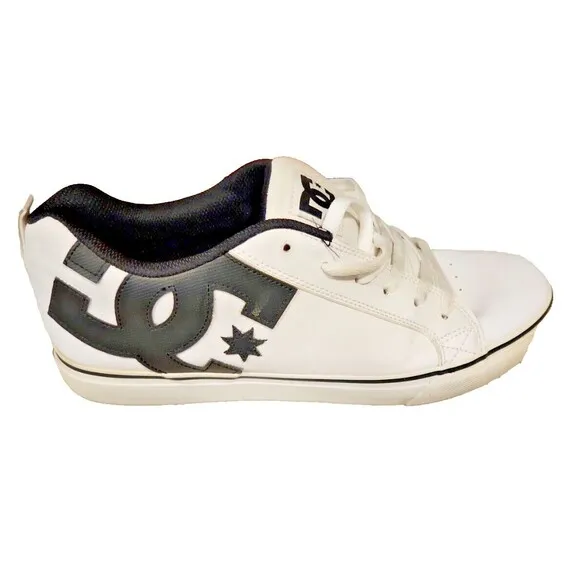 DC Court Graffik SE Black Men Size 12 Shoes Low Top Rare Skater Board Shoe
