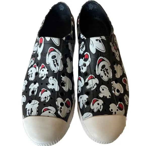 Disney Parks Mickey Mouse Native Slip On Sneakers Men’s Size 11 Worn Once