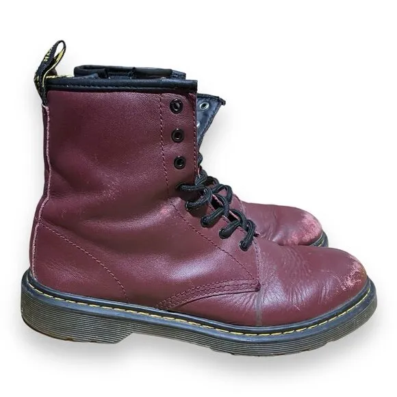 DOC MARTENS Mens 6 Vegan Leather Cherry Red, *Worn And Scuffed* Distressed W 7