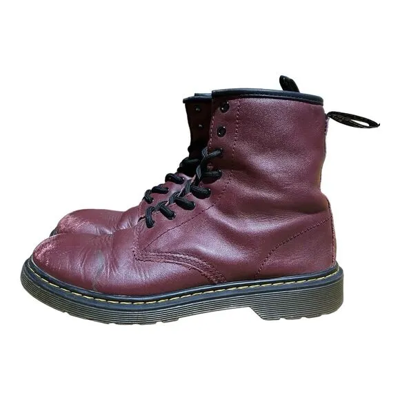 DOC MARTENS Mens 6 Vegan Leather Cherry Red, *Worn And Scuffed* Distressed W 7