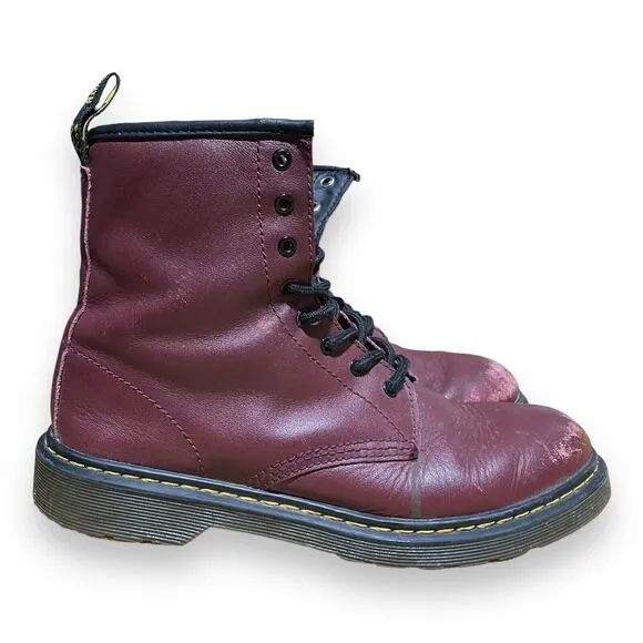 DOC MARTENS Mens 6 Vegan Leather Cherry Red, *Worn And Scuffed* Distressed W 7