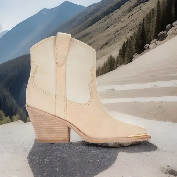 DOLCE VITA Nashe Leather Western Vanilla Nubuck Booties Stocked Heel 2-Tone 6.5