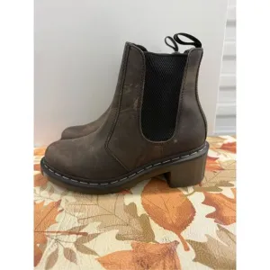 Dr. Martens Cadence Leather Heeled Chelsea Boots Womens Size 8