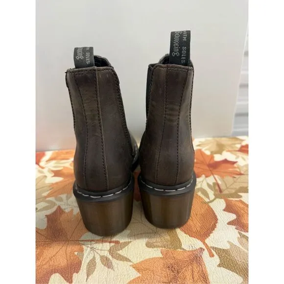 Dr. Martens Cadence Leather Heeled Chelsea Boots Womens Size 8