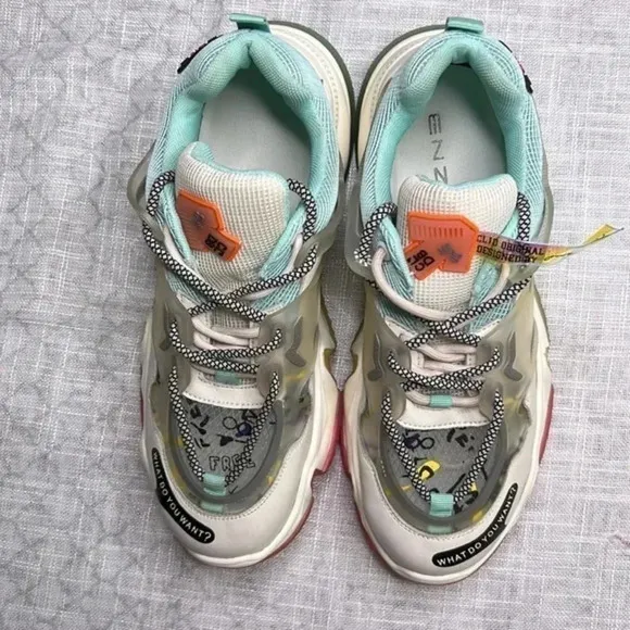 Enzo CLJD original size 8 athletic shoes