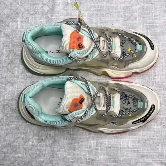 Enzo CLJD original size 8 athletic shoes