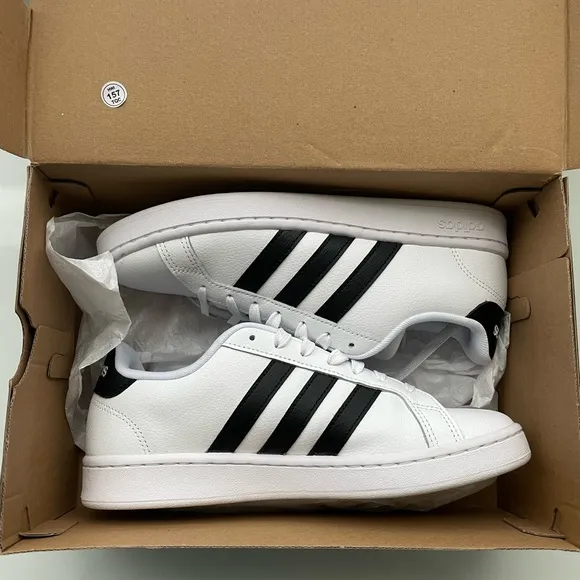 Grand court sneakers