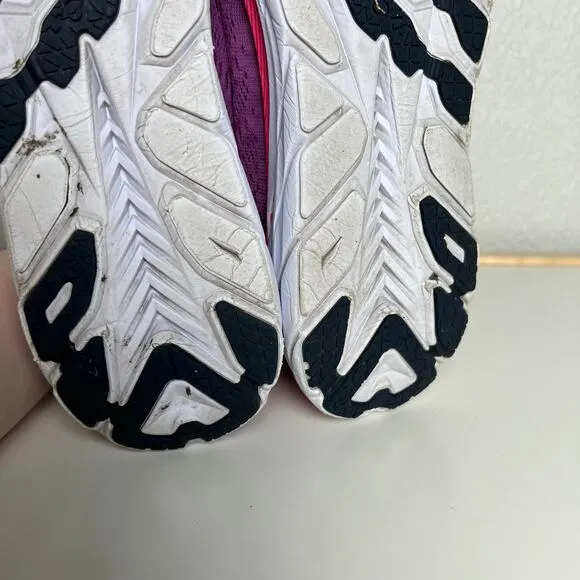 Hoka Clifton 8 Max Cushioned Road Running Shoes Purple Women's Size 8.5B