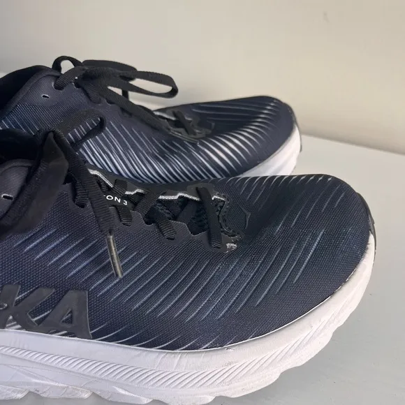 HOKA one one Rincon 3 women’s running gym sneakers size 10D wide