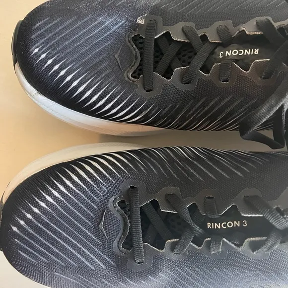 HOKA one one Rincon 3 women’s running gym sneakers size 10D wide