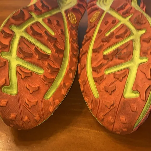 Hoka One One Speedgoat Trail Running Sneaker Shoe - Womens size 10.5 Neon Coral