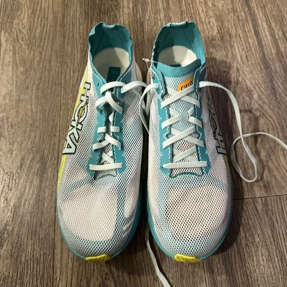 Hoka One One Unisex Cielo Road Running Sneaker Shoes, Men 9.5 / women 11 SAMPLE