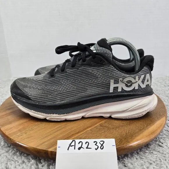 Hoka One One Youth Clifton 9 Black White Athletic Daily Gym Running Shoes Kids 6