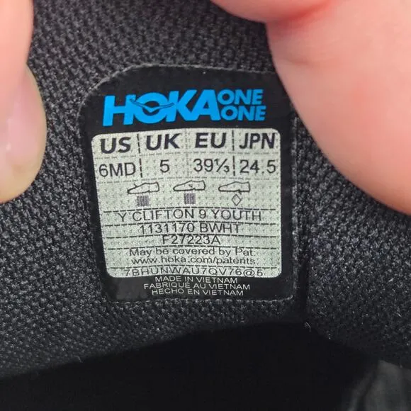 Hoka One One Youth Clifton 9 Black White Athletic Daily Gym Running Shoes Kids 6