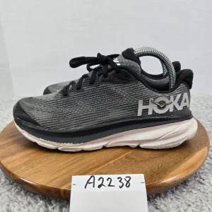 Hoka One One Youth Clifton 9 Black White Athletic Daily Gym Running Shoes Kids 6