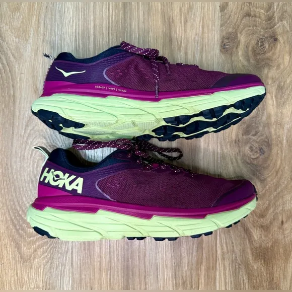 Hoka Women's Challenger ATR 6 - Grape Wine Butterfly - Size 9.5