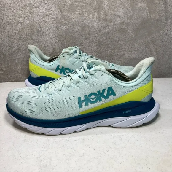 Hoke One One Mach 4 Ultra Marathon Cushioned Blue Glass Shoes 1113528 BGEPR