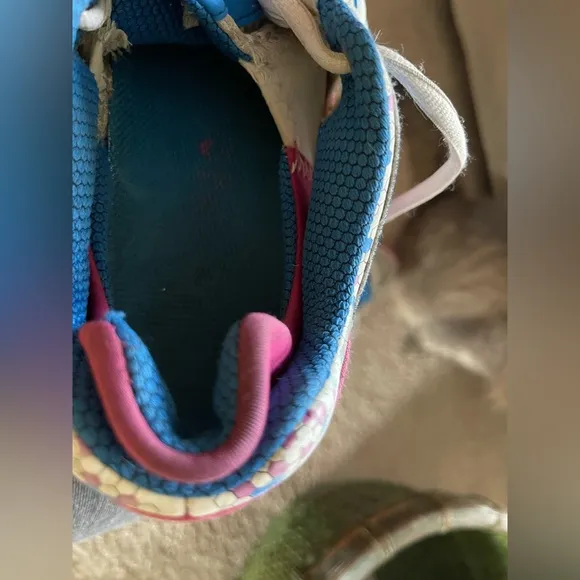 Hummel Y2K 6.5 Blue and Pink Running Shoes