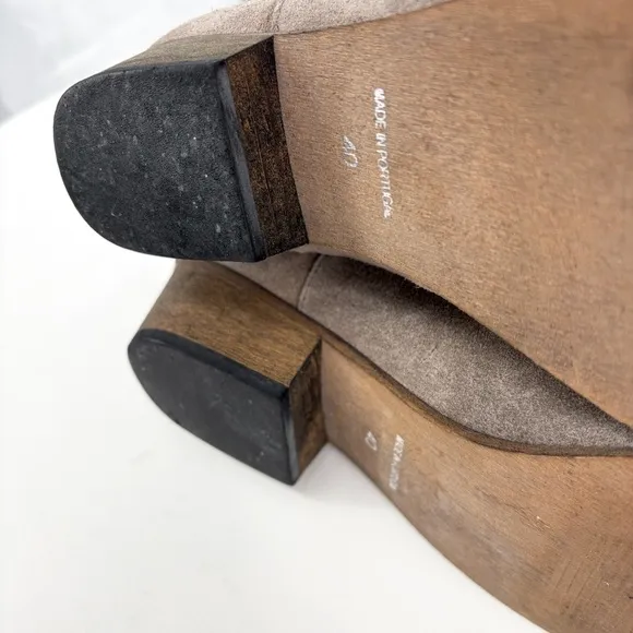 IVYLEE | Bailey Suede Western Chelsea Ankle Boots in Taupe | 9