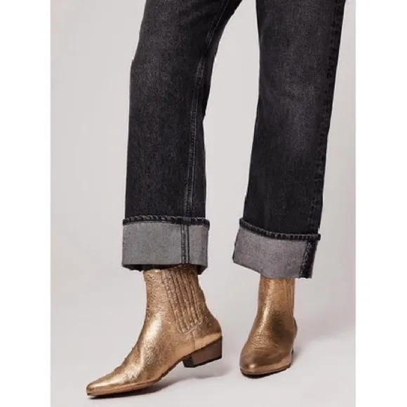 IVYLEE | Bailey Suede Western Chelsea Ankle Boots in Taupe | 9