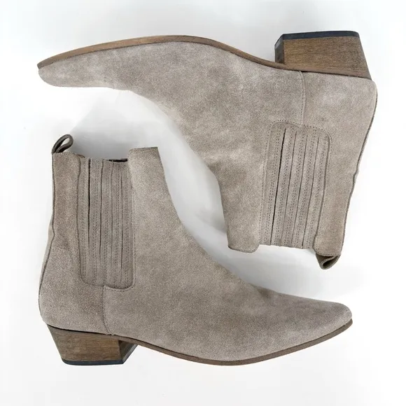IVYLEE | Bailey Suede Western Chelsea Ankle Boots in Taupe | 9