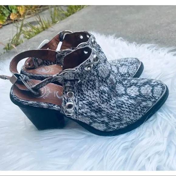 Jeffrey Campbell Western Slingback Booties