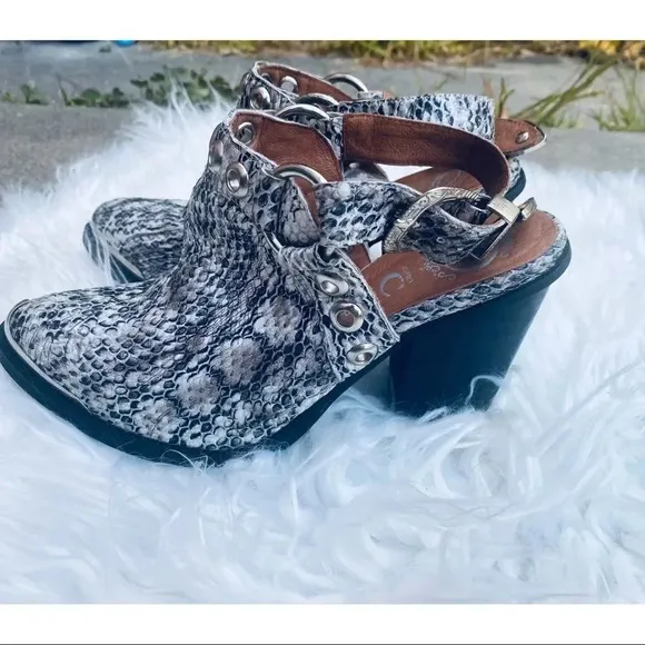 Jeffrey Campbell Western Slingback Booties