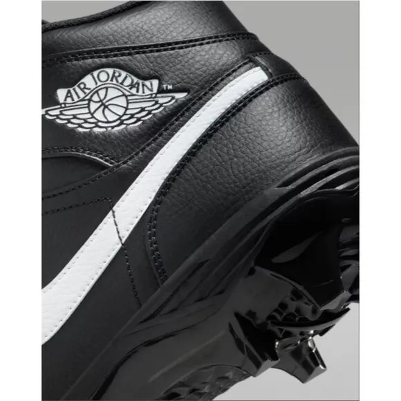 JORDAN 1 MID TD FOOTBALL MEN'S SIZE 10 BLACK NEW