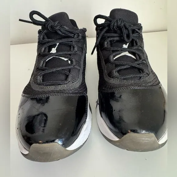 Jordan 11 CMFT Low Black White size 8