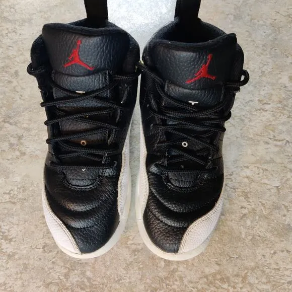 Jordan 12 Retro Playoffs 2022 Shoes 151186-006 Kids / Youth / Boys 13C *Clean.