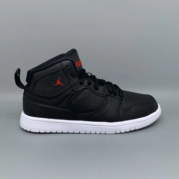 Jordan Access PS Black Gym Red Shoes AV7943-001 Kids Sz 11C