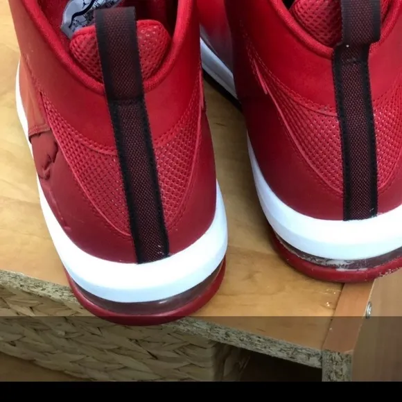 Jordan Air Imminent Gym Shoe Mens - Red/Black/White Size 9.5